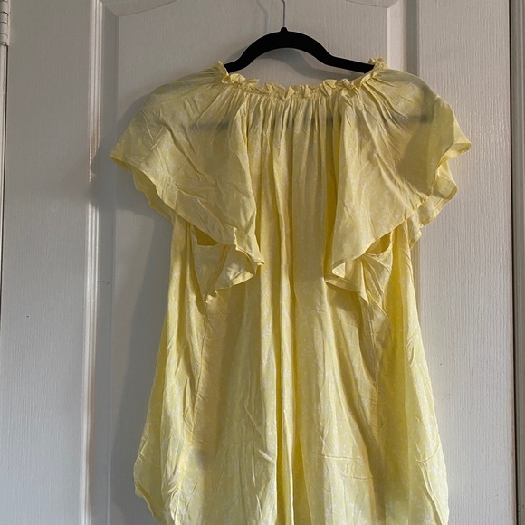 Yellow blouse - Picture 3 of 3